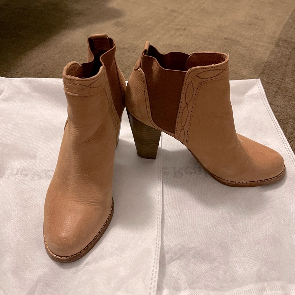 Joie Tan Leather Booties with Detailed Stitching. Size 37 1/2